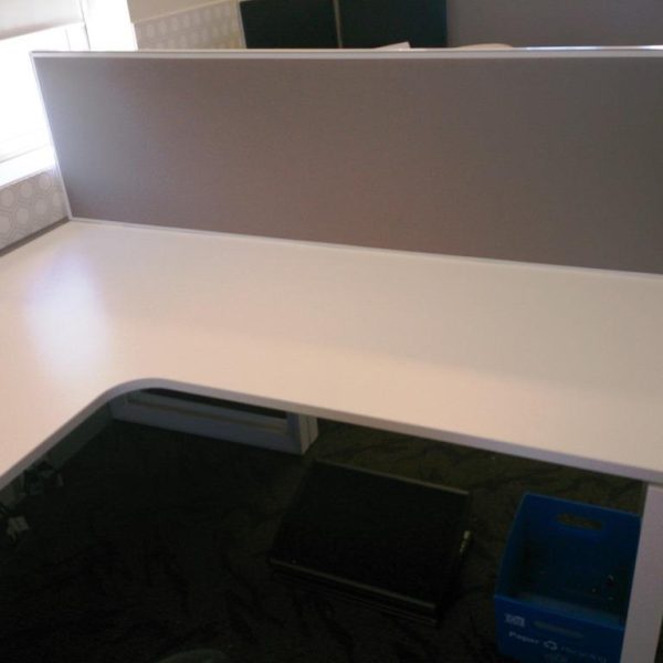 Eclipse® Prism Above Desk Mounted Screen - BS18500AD